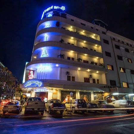 โรงแรมเอเชีย พนมเปญ ภายนอก รูปภาพ